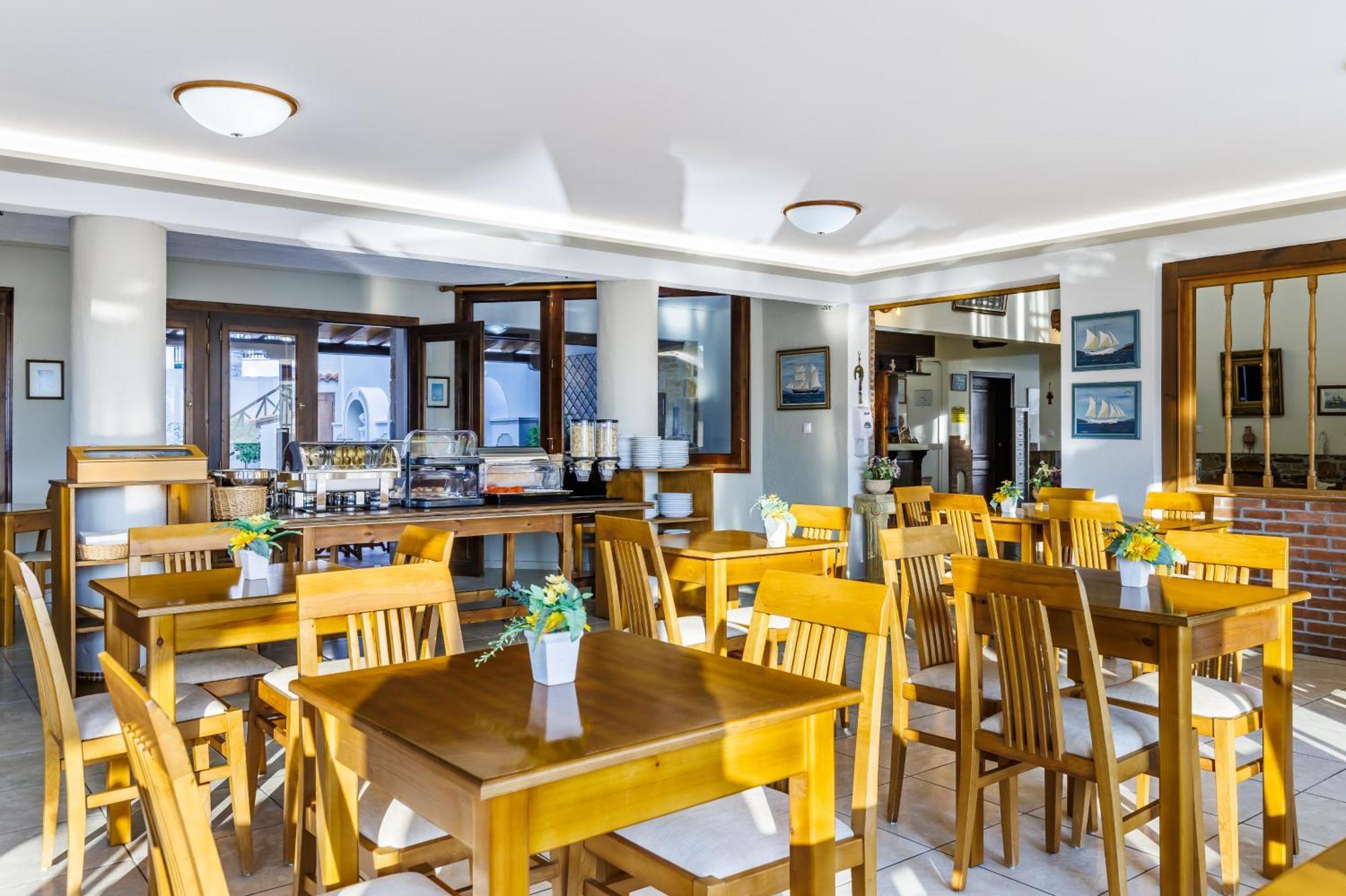Ionia Hotel