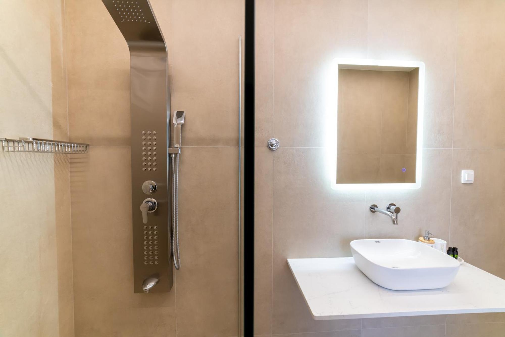 Hotel Lithitsa Lofts And *