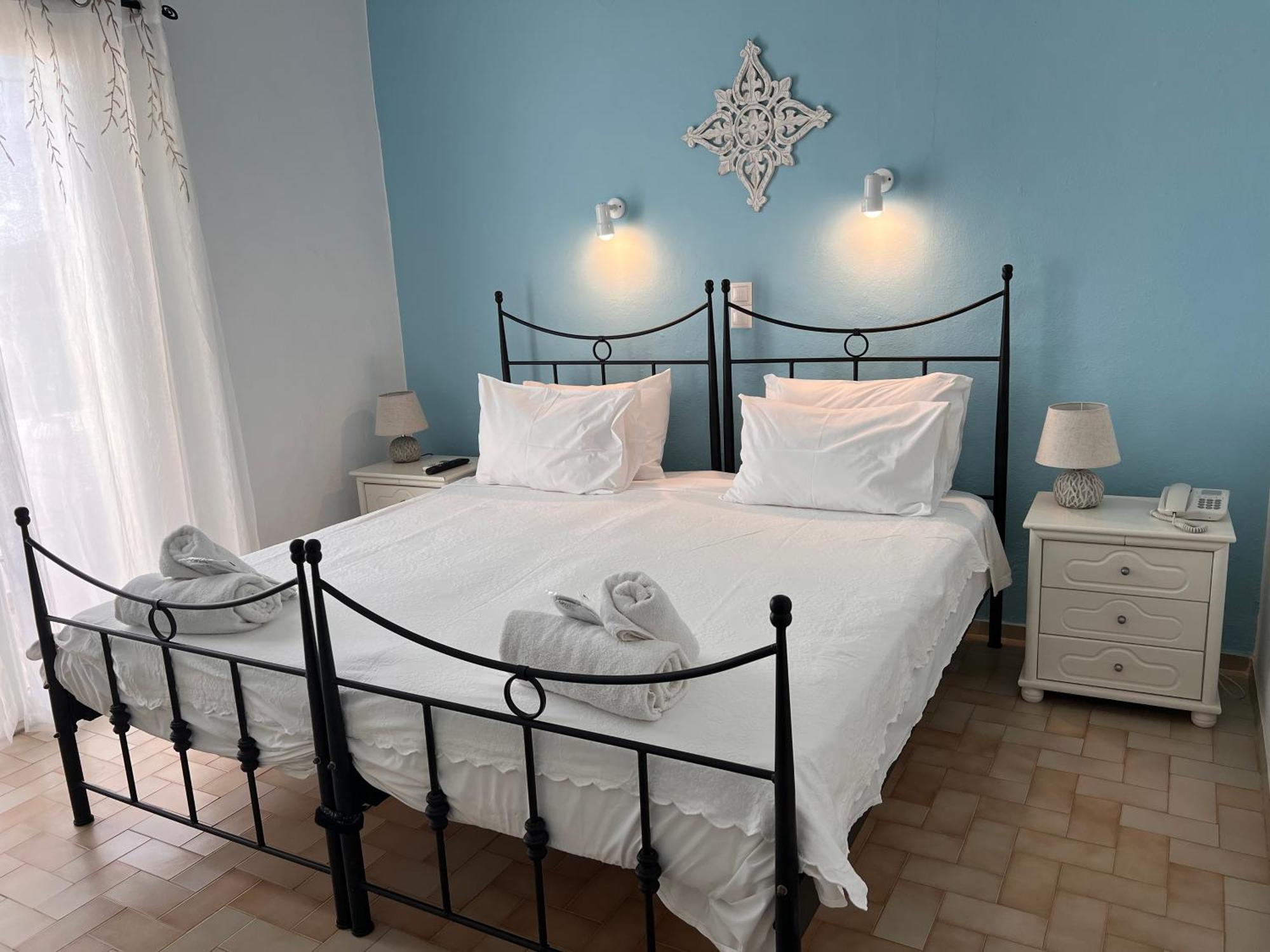 Danaides Studios Batsi (Andros)