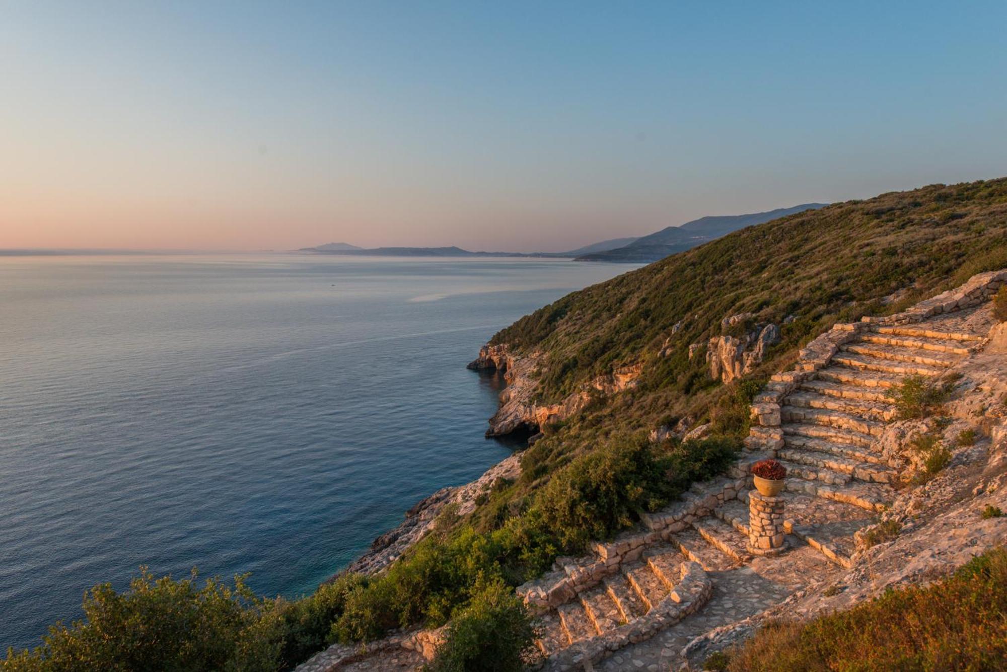 Blue Caves - Exceptional With Private Pools Direct Access To The Sea Korithion