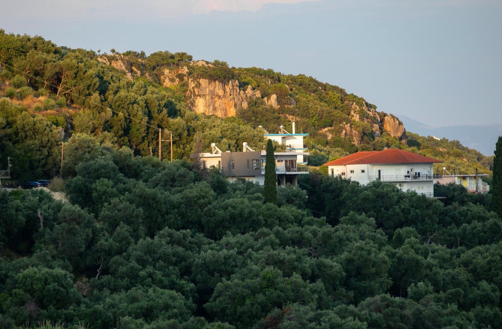 Anassa * Parga