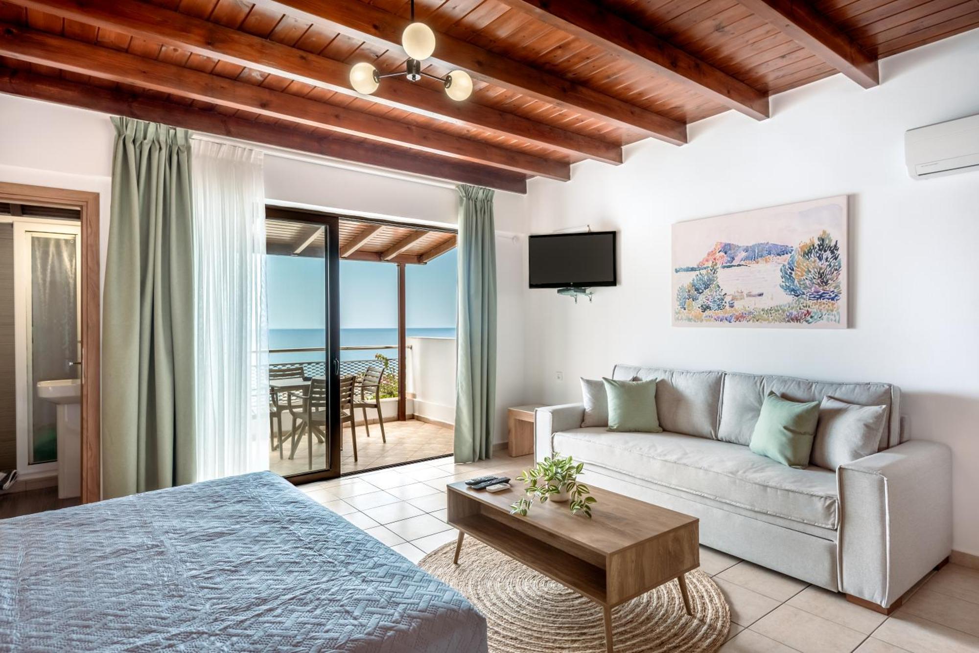 Superb Kriaras Sea View In Sfakia Apartment *
