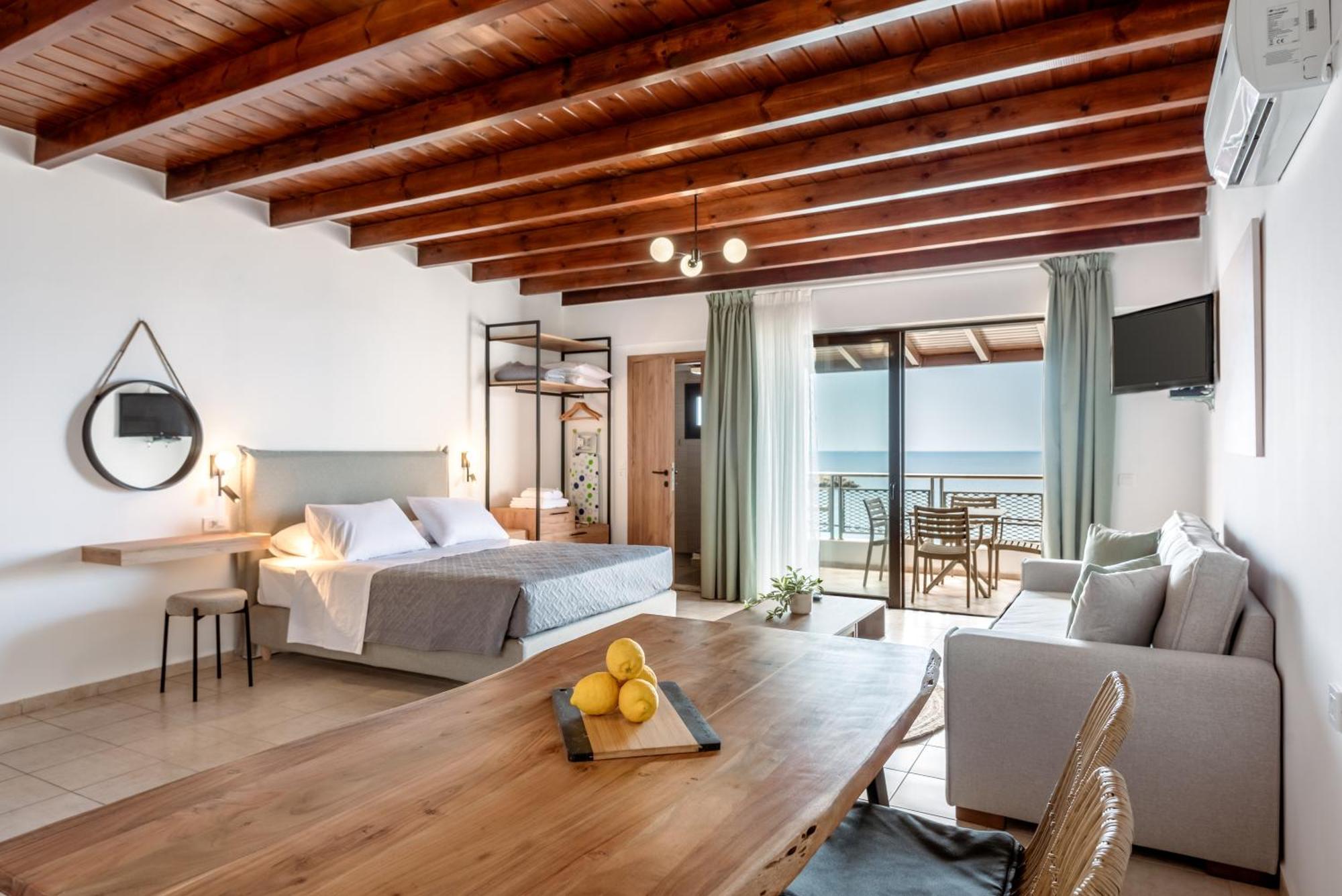 Superb Kriaras Sea View In Sfakia *