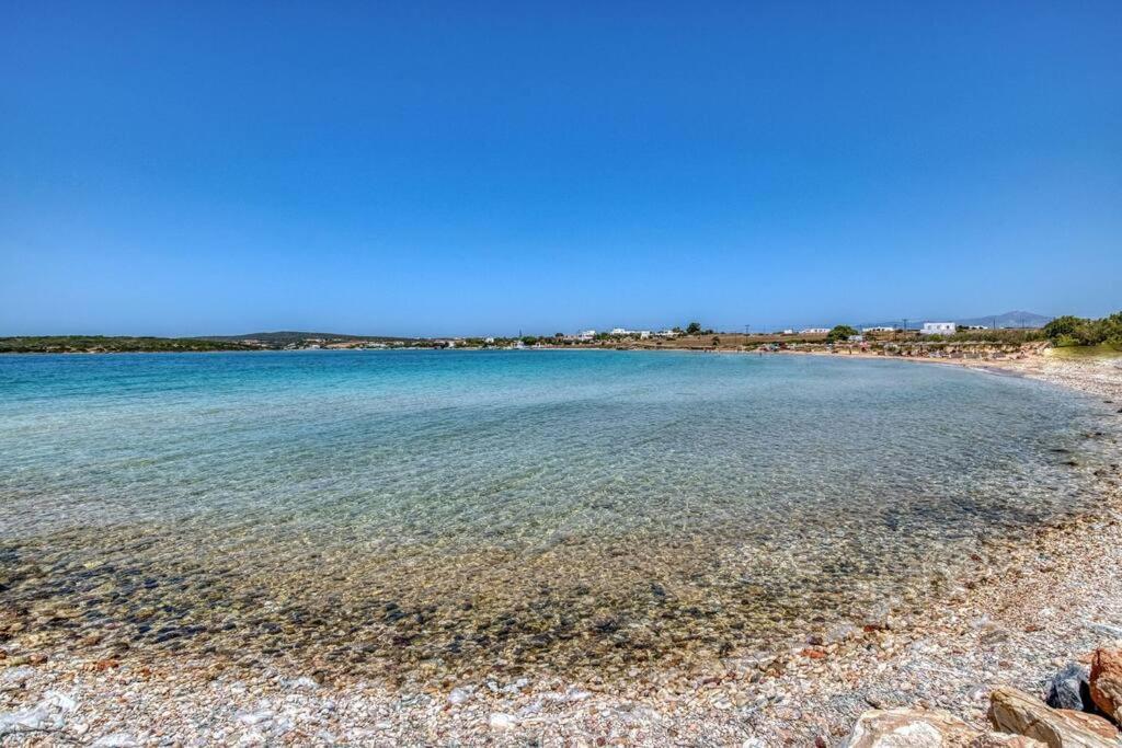 Villa Xifara - Seafront Santa Maria (Paros)