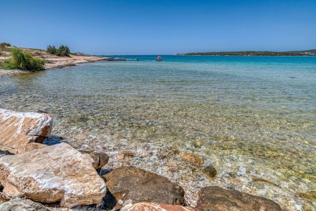 Xifara - Seafront Villa Santa Maria (Paros)