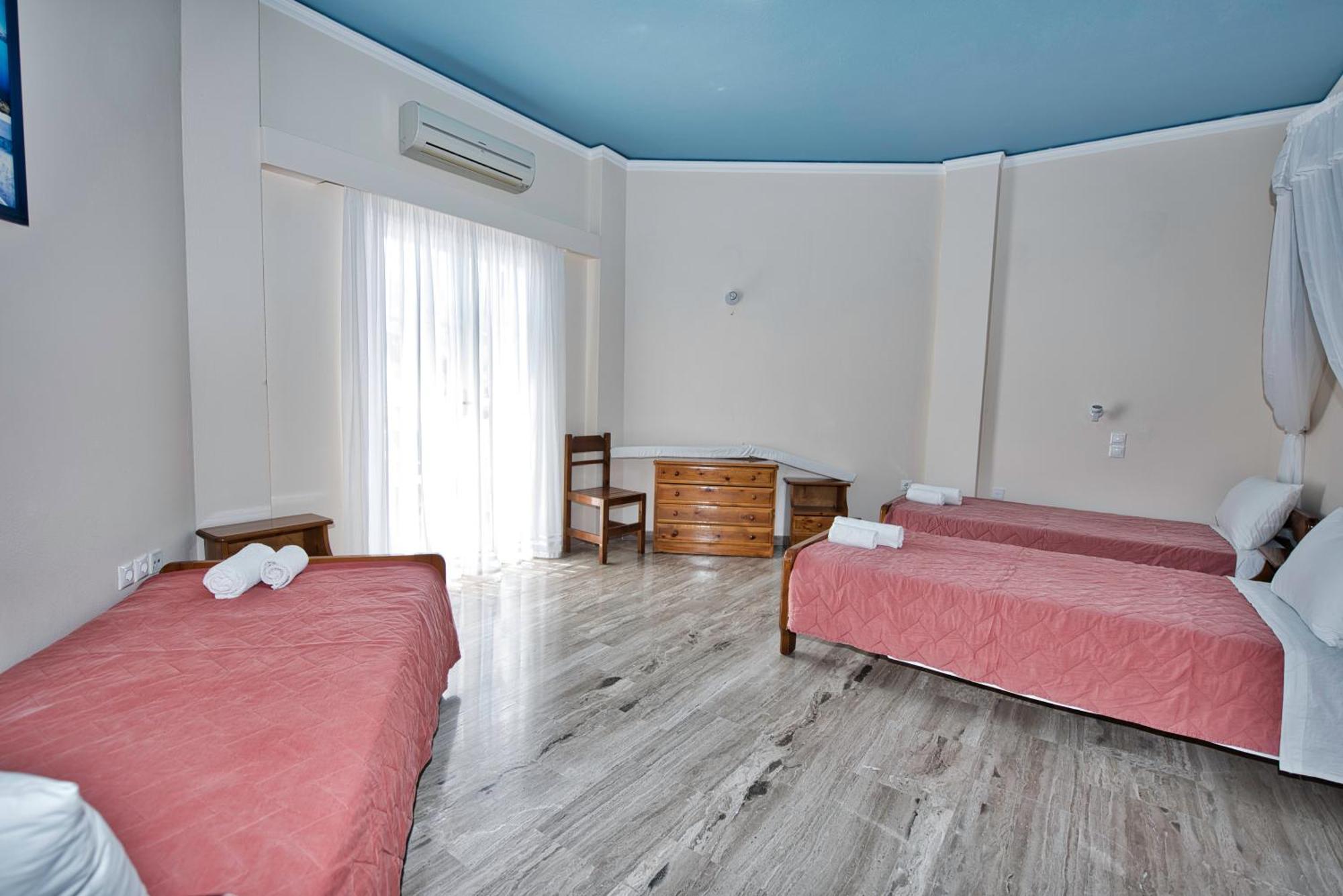 Villa Nikos Karamolegkos Kamari