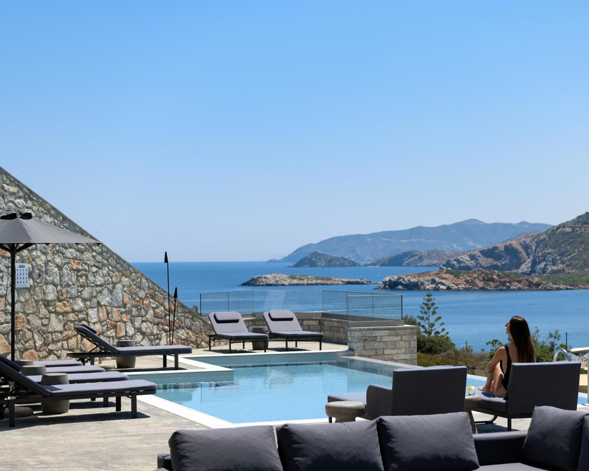 Viveverde Villa, Featuring 3 Pools - Walking Distance To & Shops, By Thinkvilla Villa *