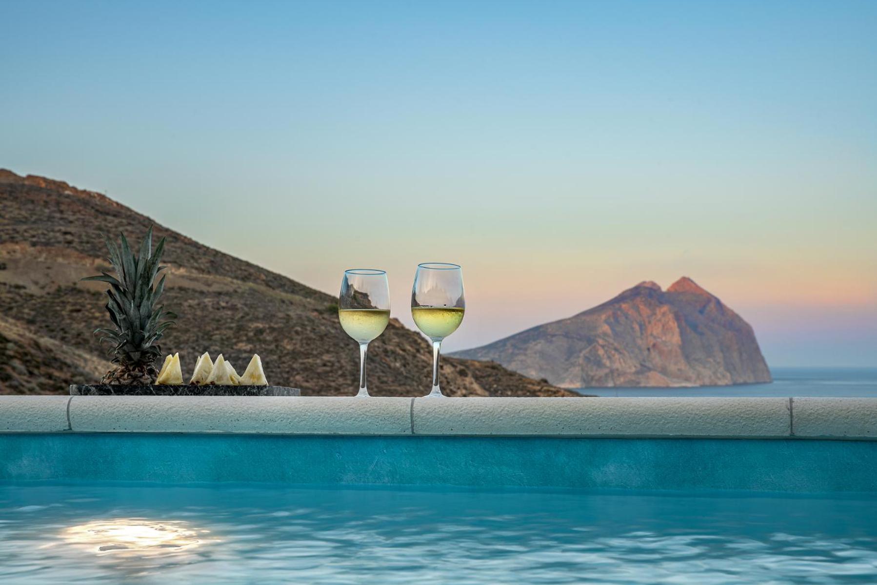 Apollon Village Hotel