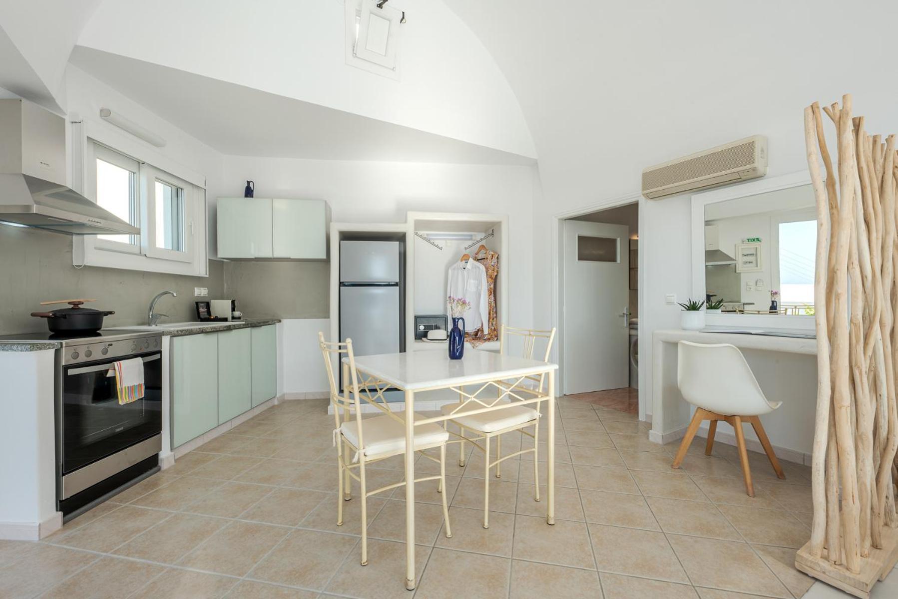 Apollon Village 3*