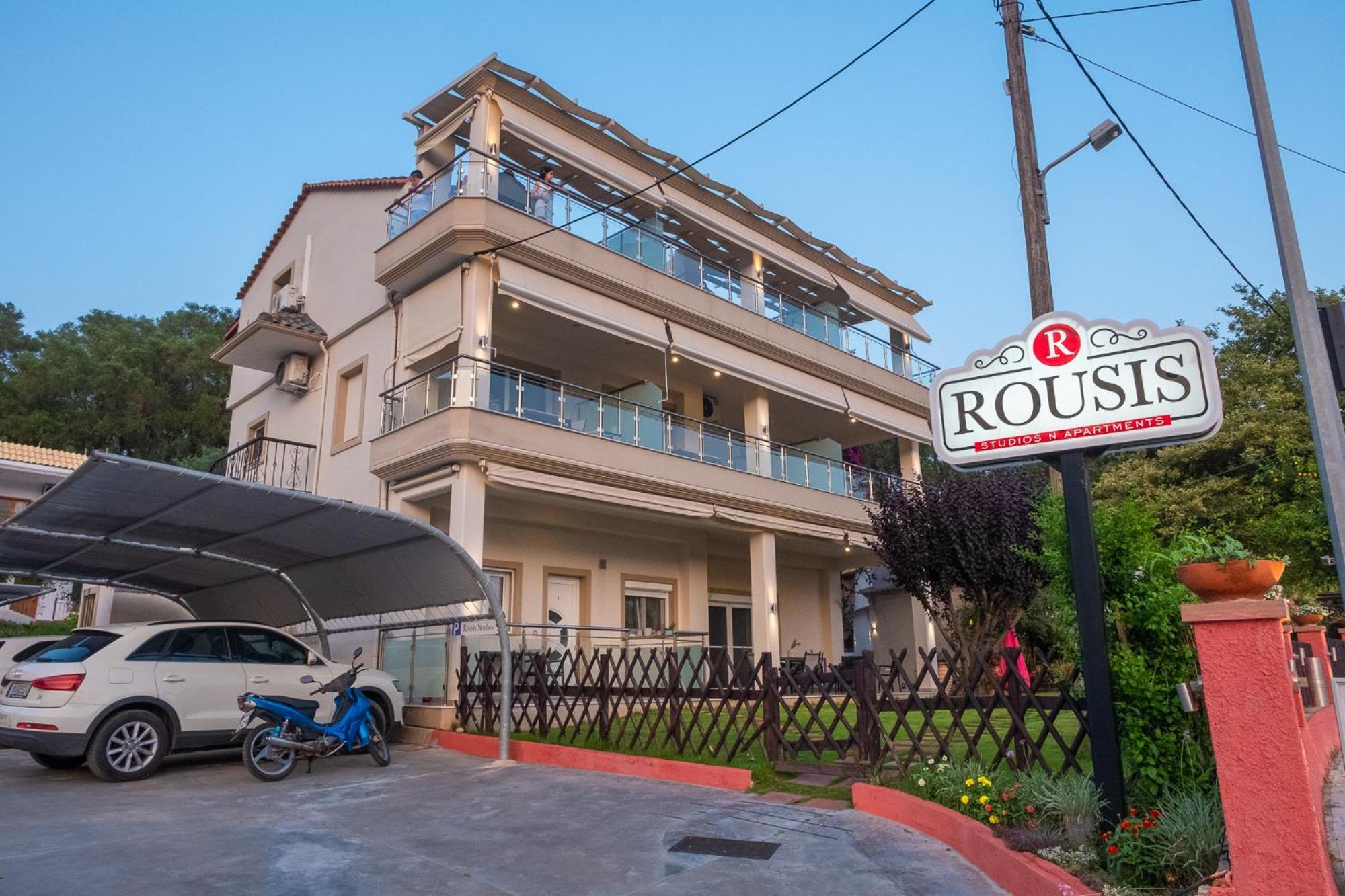 Rousis Studios Apartment Parga