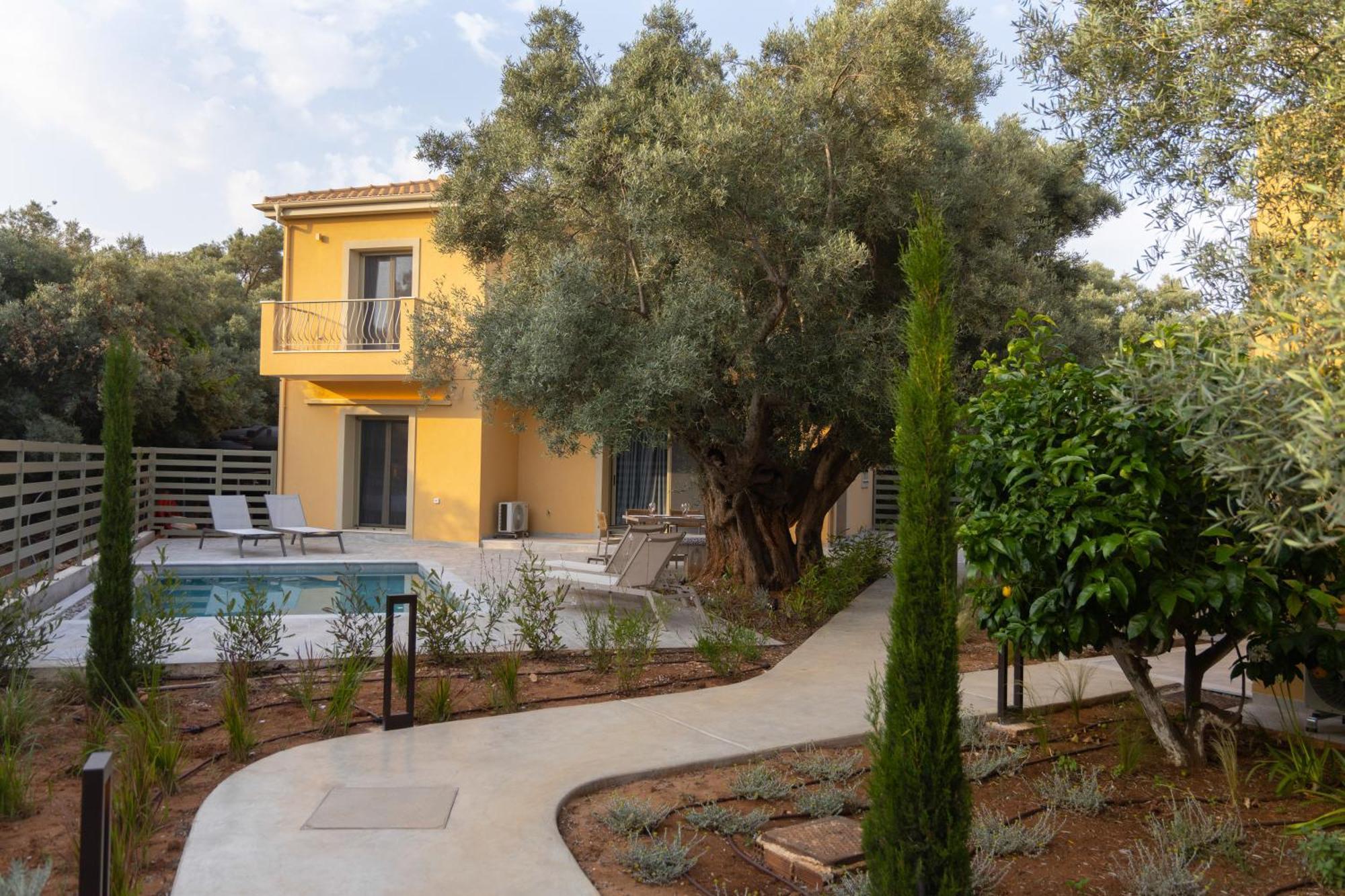 Saitia Villa Tsoukaladhes