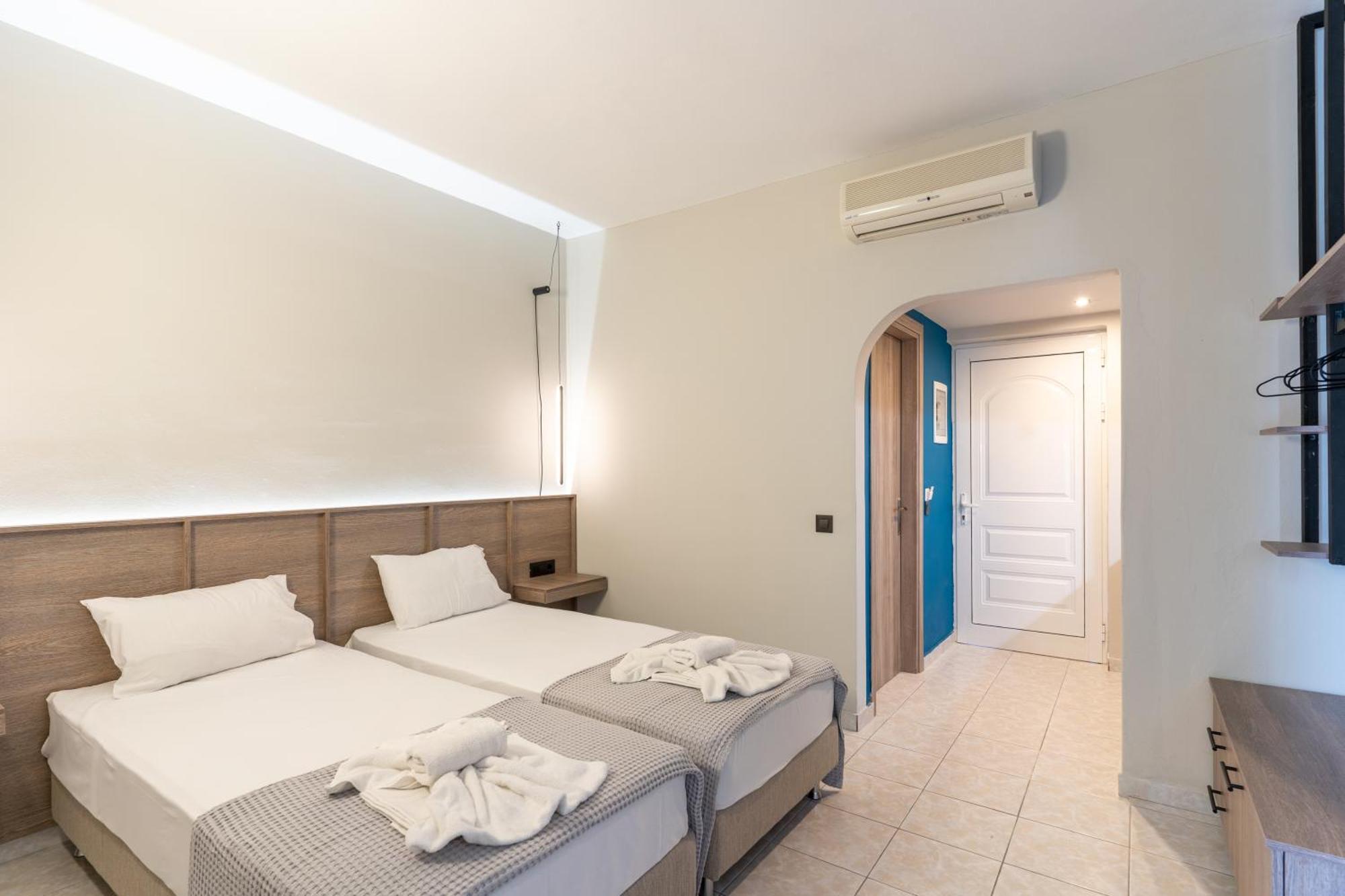 Hera Zakynthos Hotel 2*