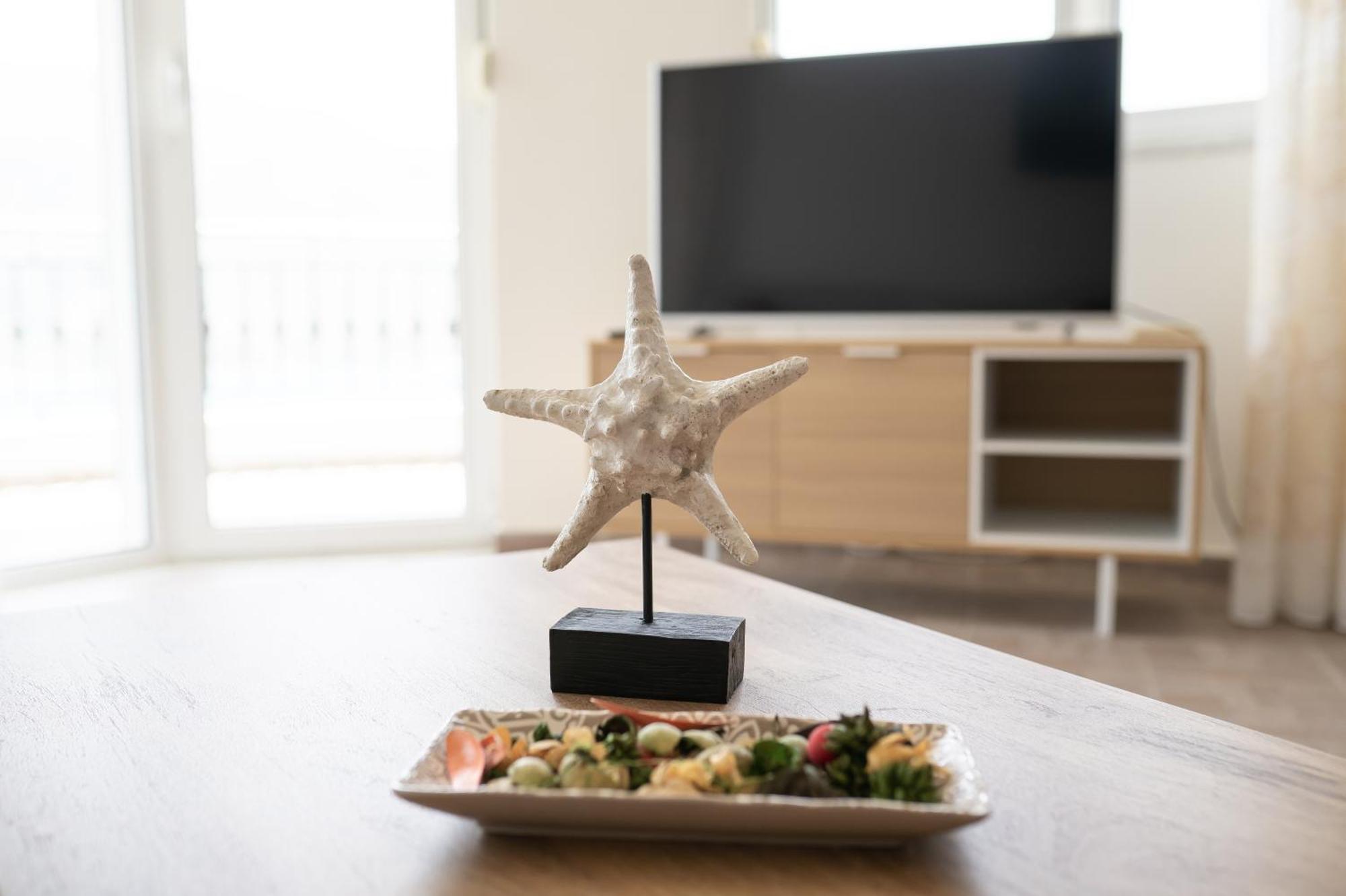 Pigeon House Apartment Plataria