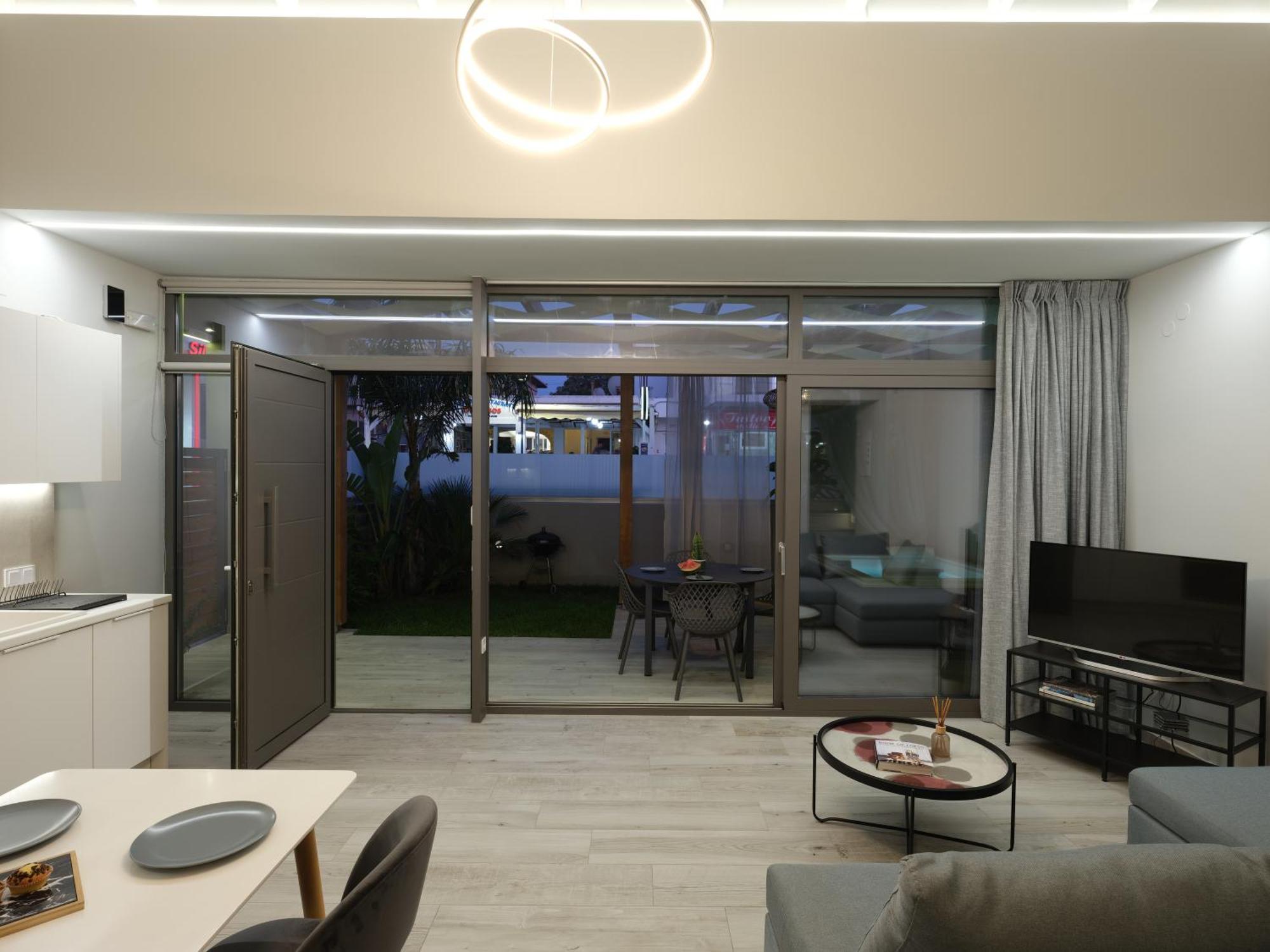 Al Mare Selective Villa Adelianos Kampos