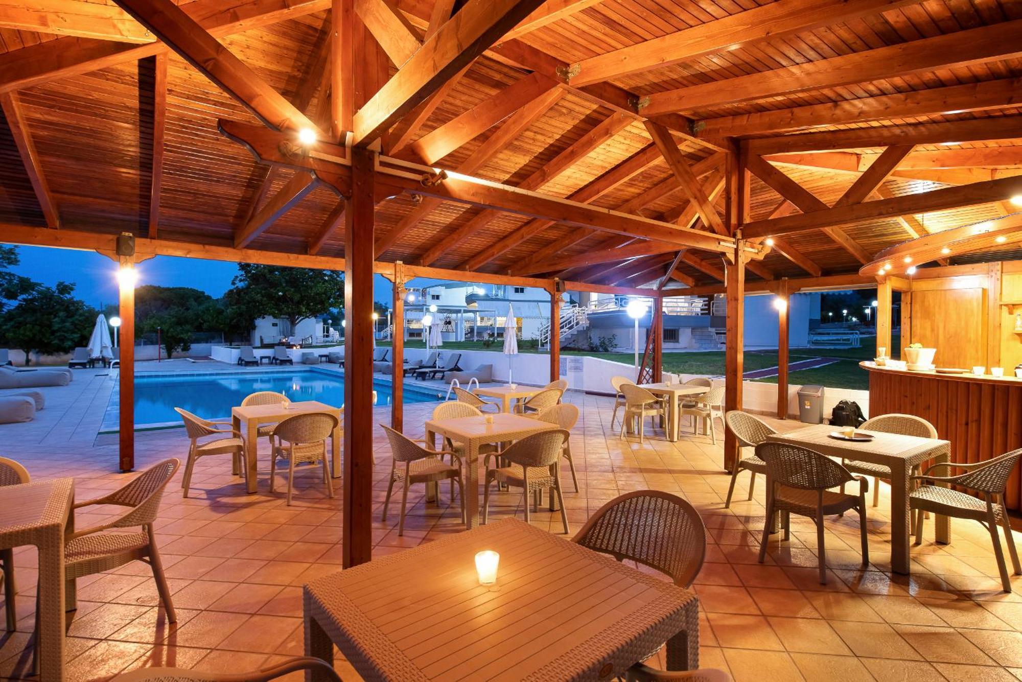 Hotel Blue Marine Village Chalkida