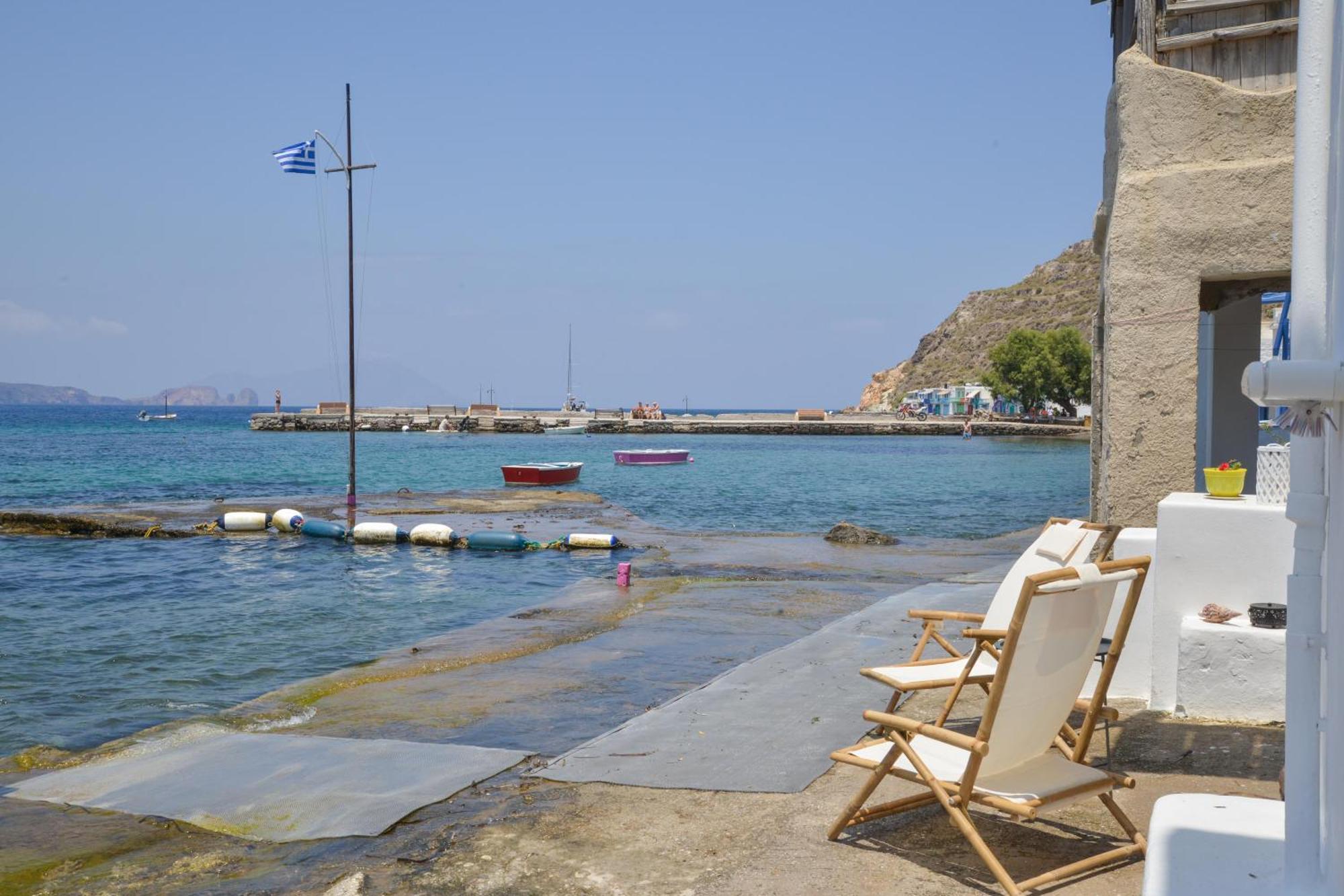 Boucaporta Sirma Klima * Klima (Milos)