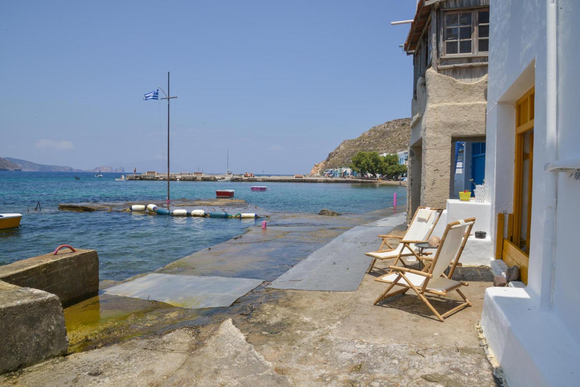 Boucaporta Sirma Klima Klima (Milos)