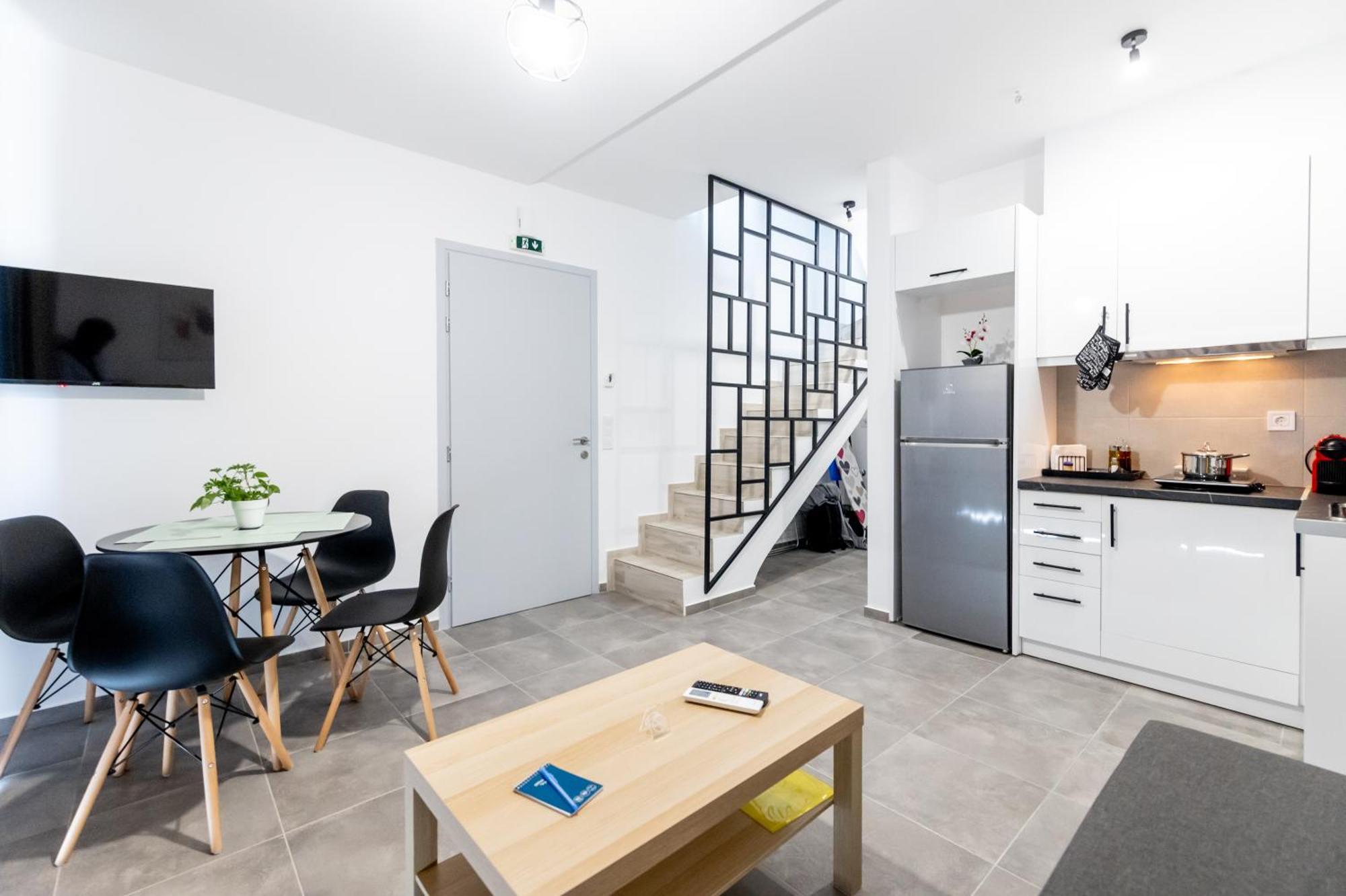 Pagani - Luxury Maisonette B3 Kalamata