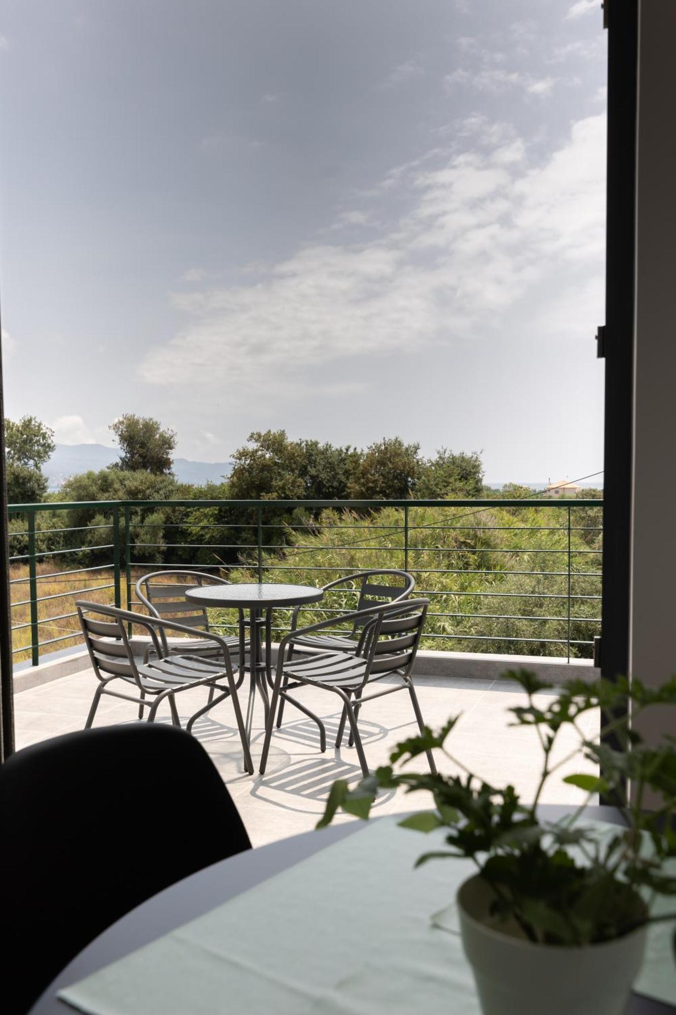 Pagani - Luxury Maisonette B3 Apartment Kalamata