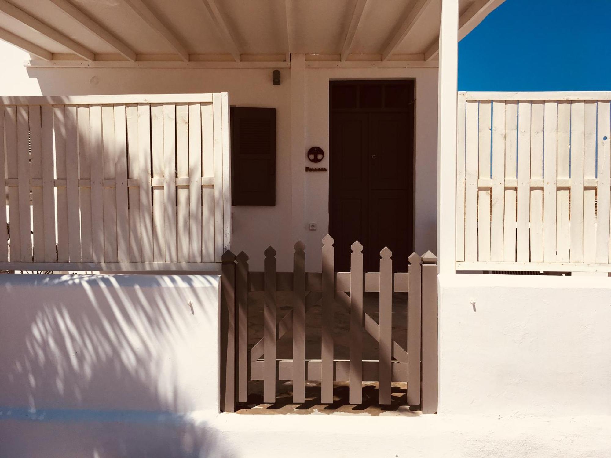 Cristi Livadi (Serifos)