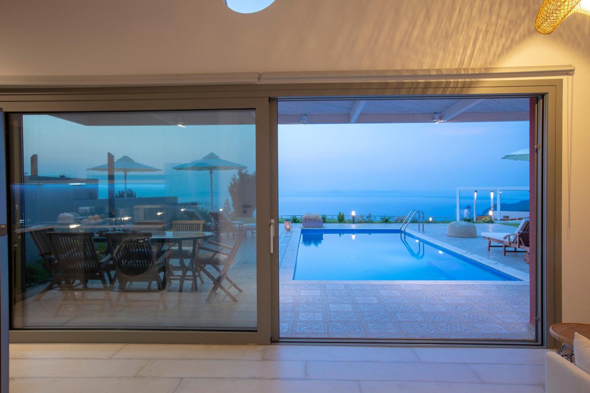 Villa Avraam Sunset With Private Heated Pools By Imagine Lefkada Kalamitsi (Lefkada)