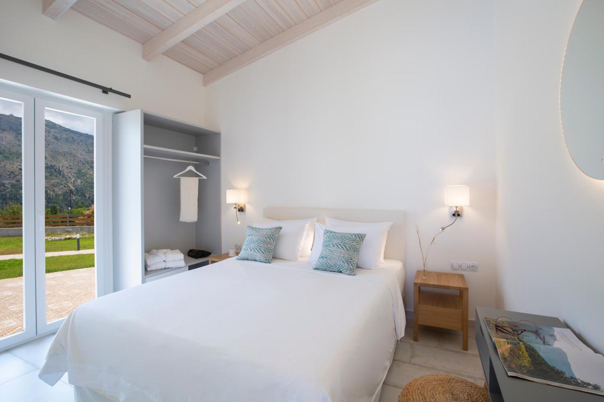 Avraam Sunset With Private Heated Pools By Imagine Lefkada