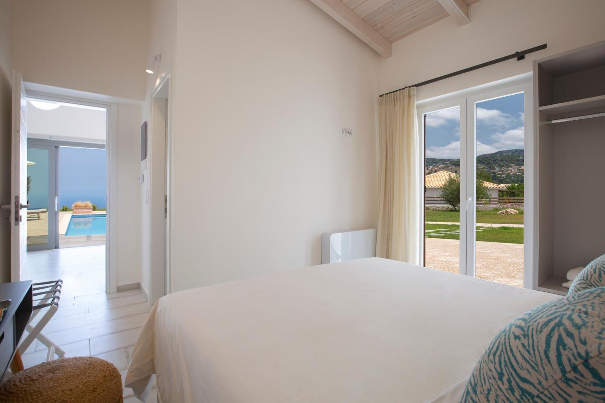 Avraam Sunset With Private Heated Pools By Imagine Lefkada Villa *