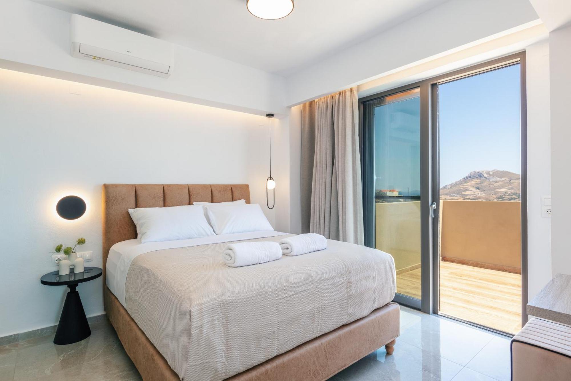 Sigma Villa, Private Swimming Pool Garden, Panoramic Sunset Rethymno (Crete)
