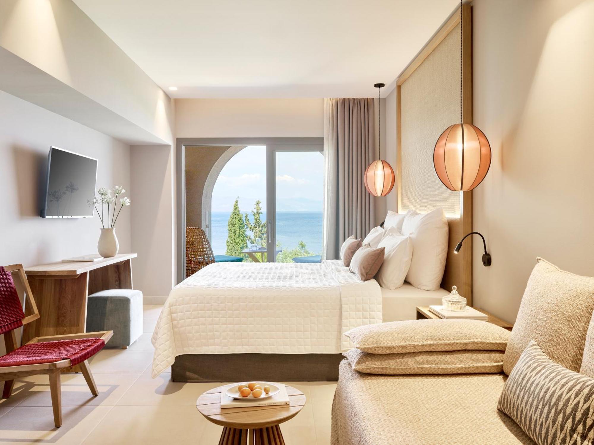 Marbella, Mar-bella Collection Resort