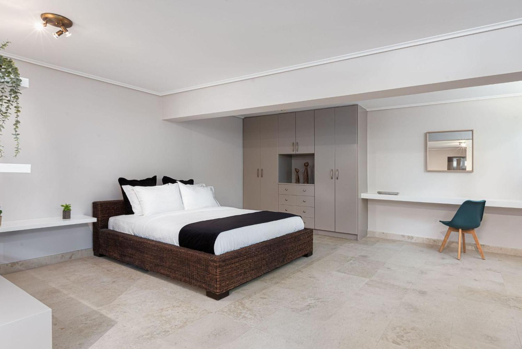 Apartment Eretria Luxurious Seafront Chalkida