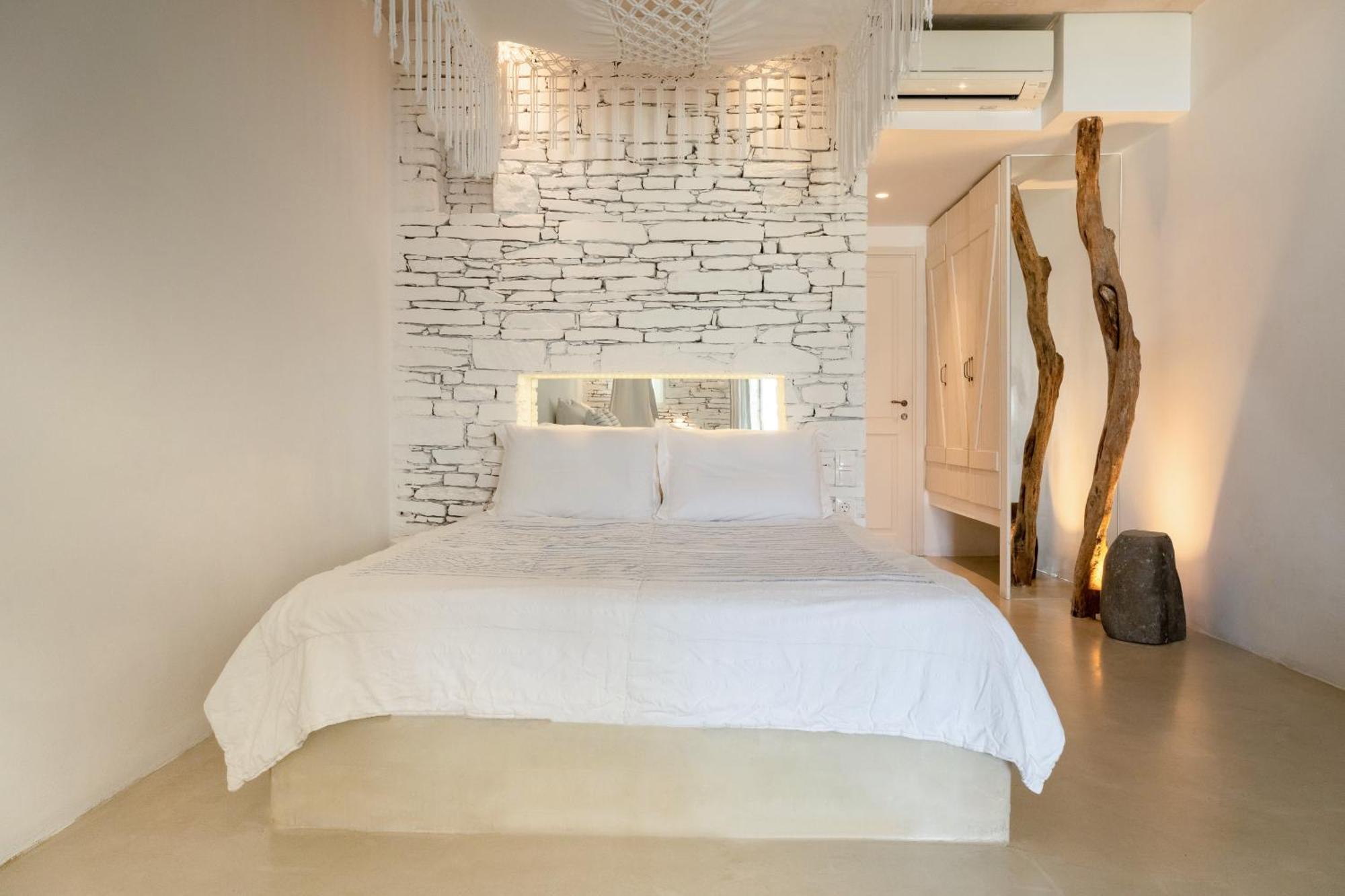 Levantes Ios Boutique 4* Mylopotas