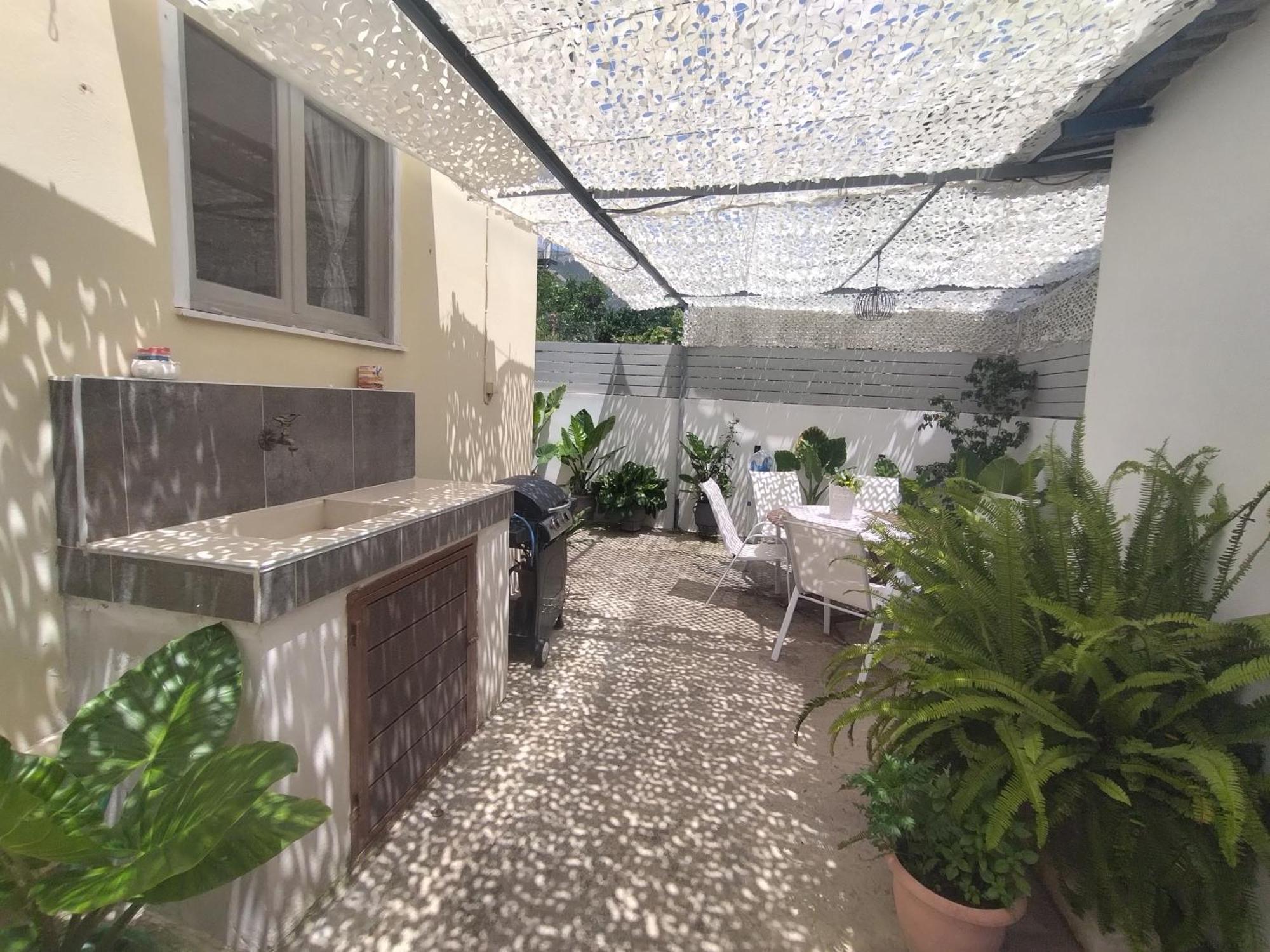 Luxury Seafront House Nearby Delphi