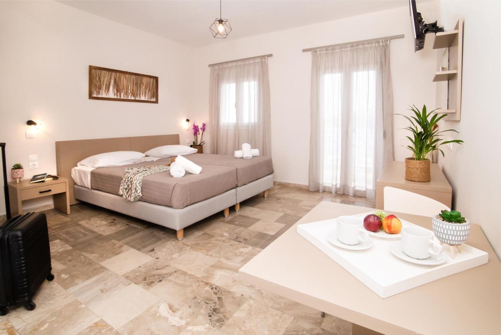 Ambiance Studios Aparthotel 2*