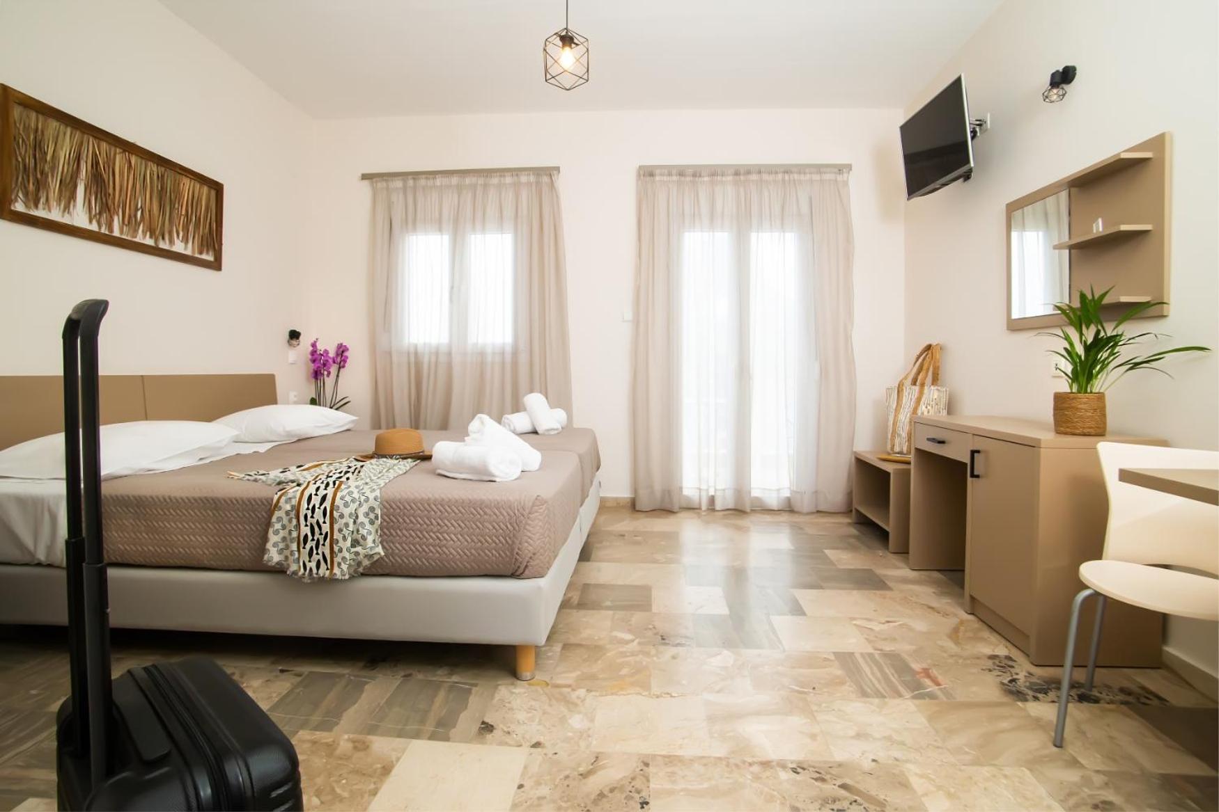 Aparthotel Ambiance Studios 2*
