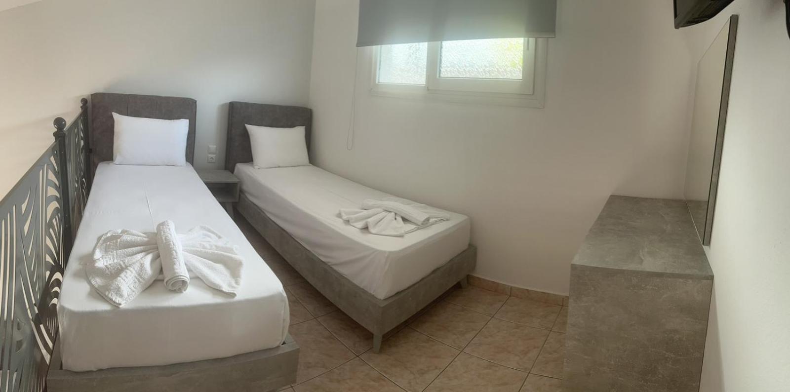 Hotel Ellas