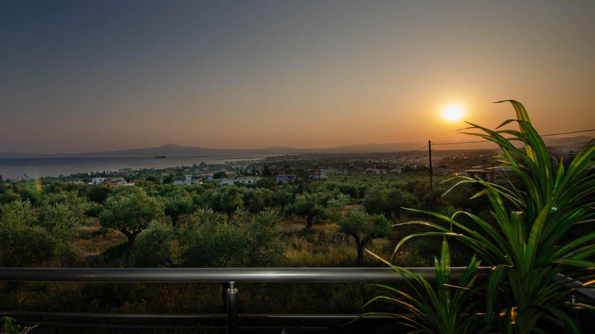Apartment Marimar Panoramic Retreat: Magnificent Space And Breathtaking Gulf View
