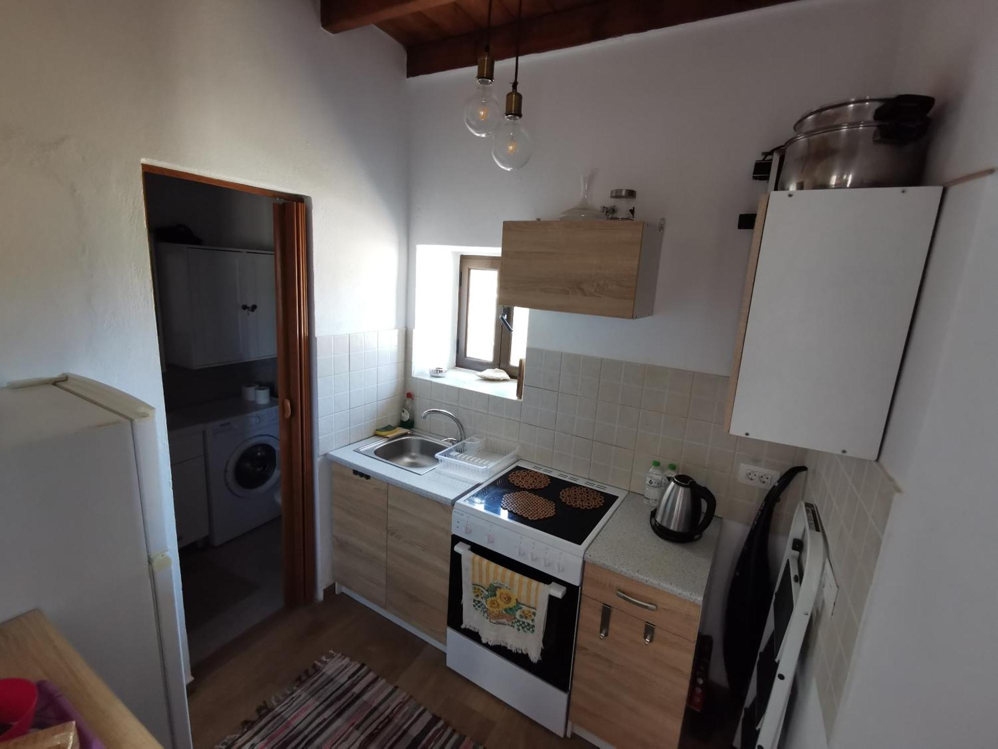 Moscha's View House *