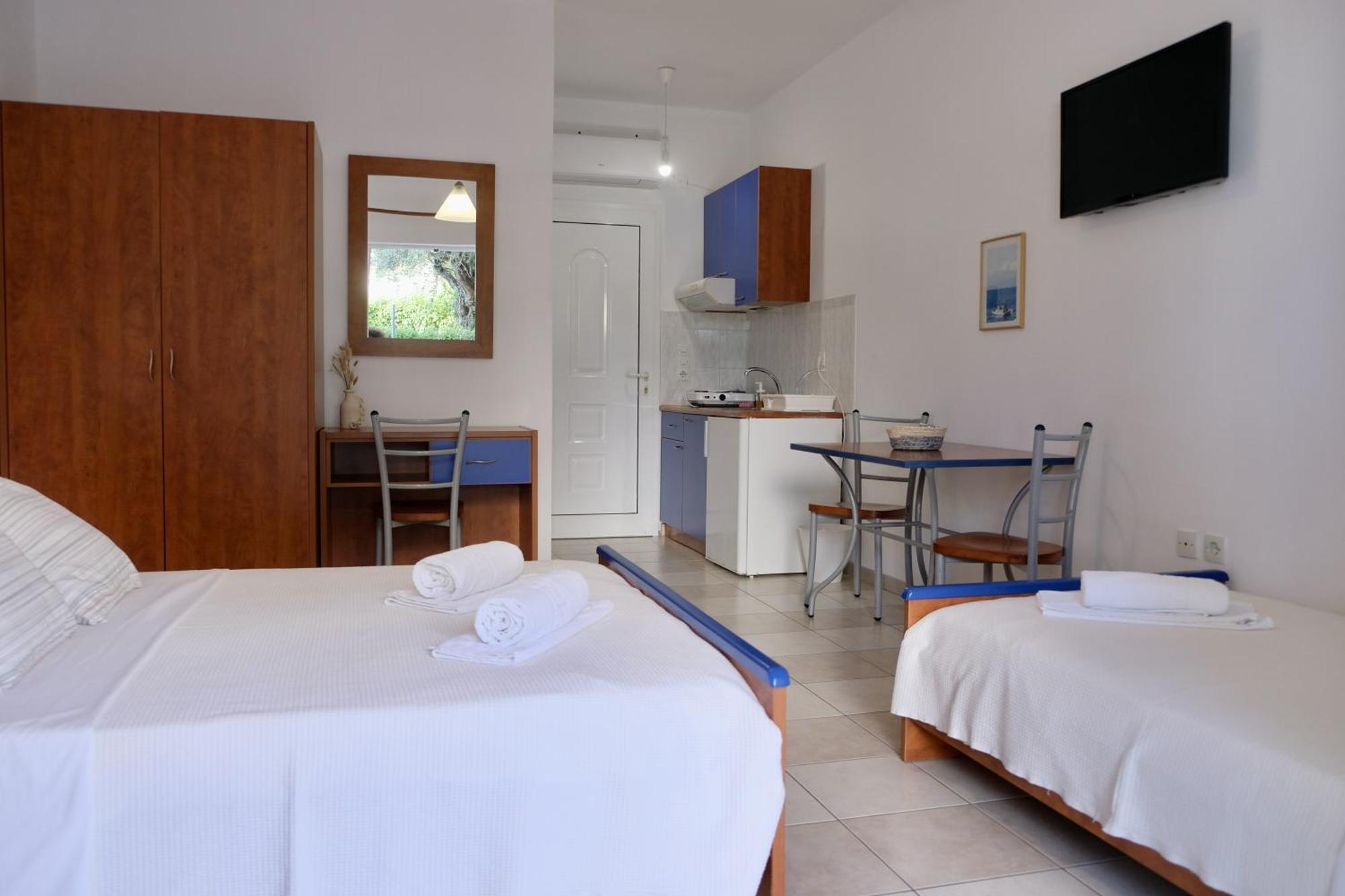 Lappas Guest house Rovies
