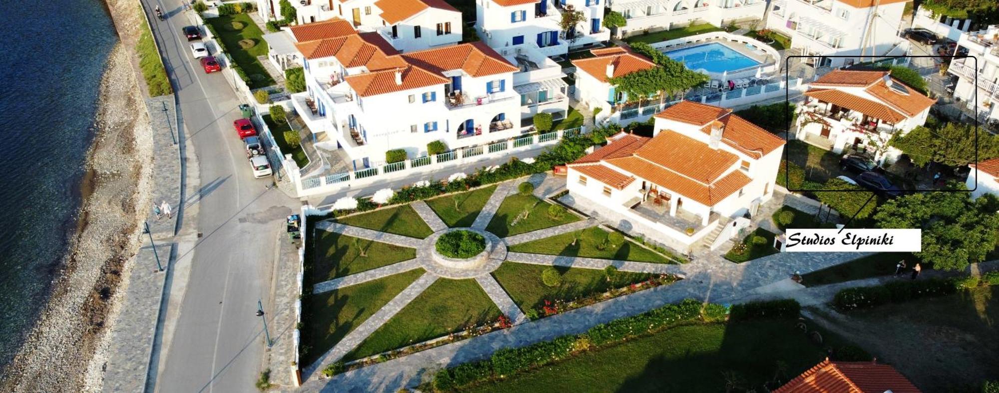 Aparthotel Elpiniki 2*