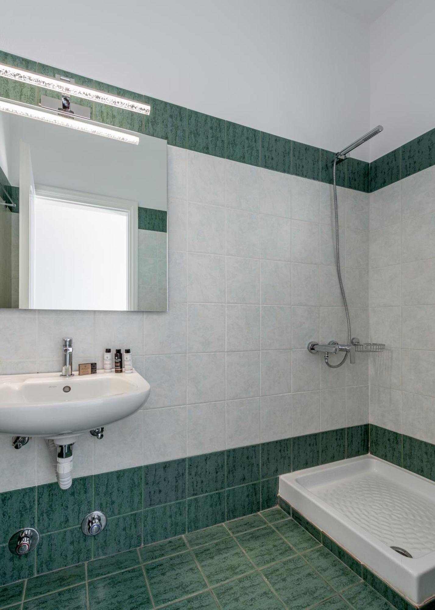 Michalis Studios Guest house *