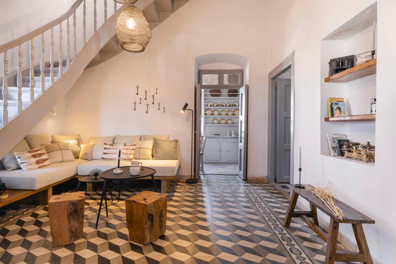 Gaia - Traditional Stone Holiday home Rozia