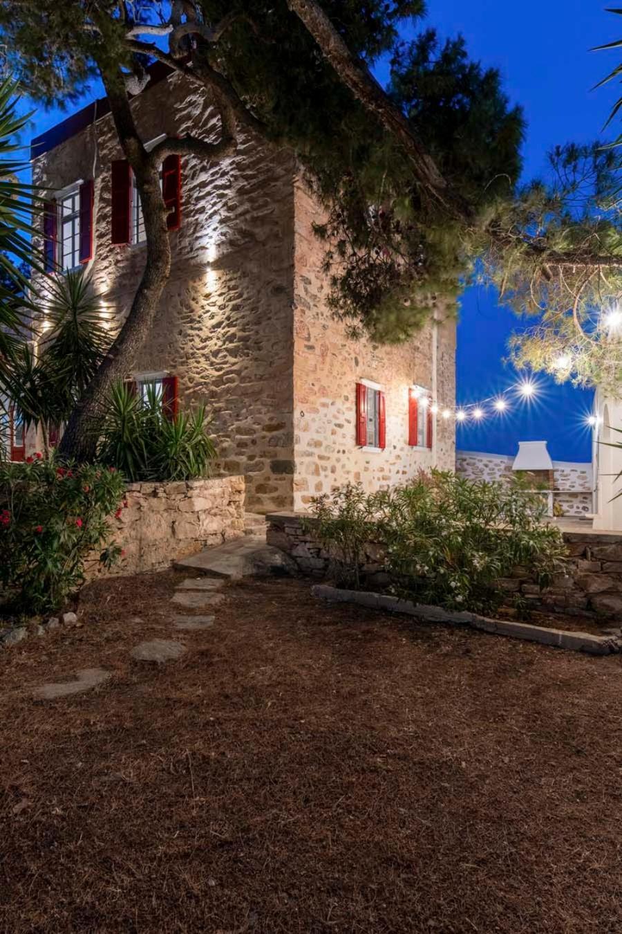 Gaia - Traditional Stone Holiday home