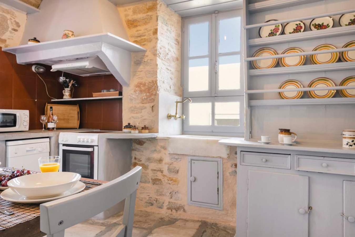Holiday home Gaia - Traditional Stone Rozia