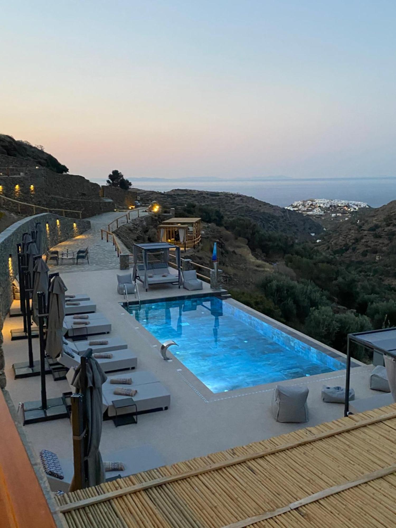 Villa Sigma Residences *