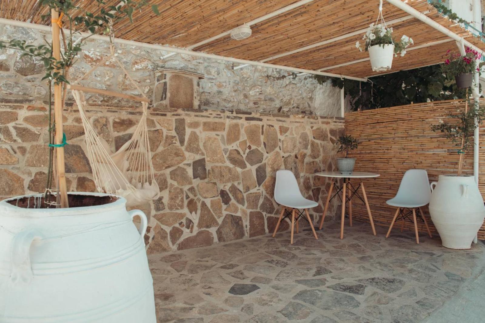 Akoumiastudio Apartment