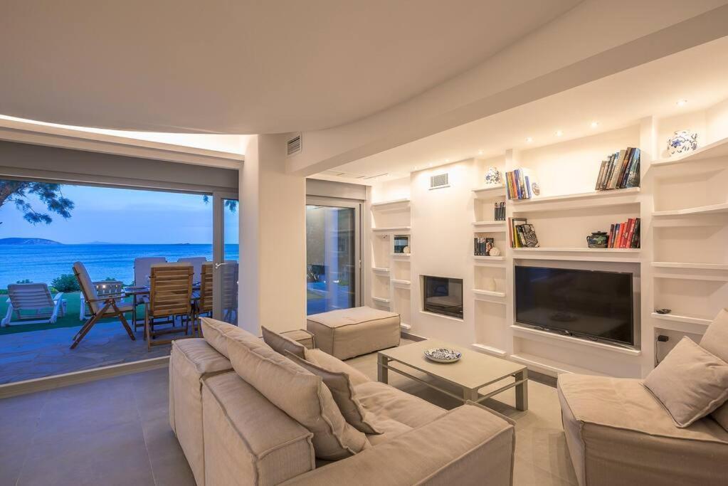 Villa Tholos -athens Riviera