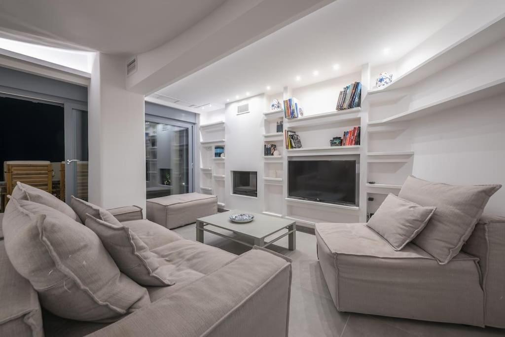 Villa Tholos -athens Riviera *