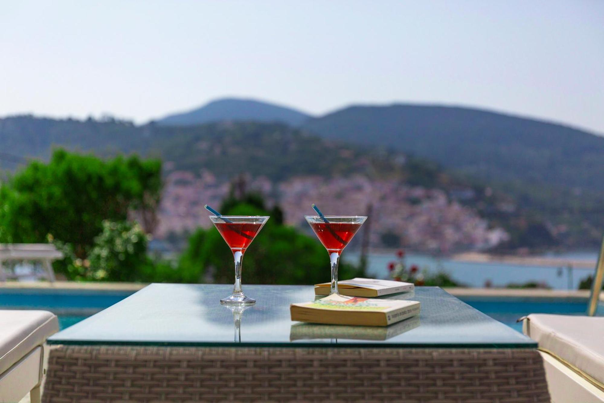 Karavos Waterfront *