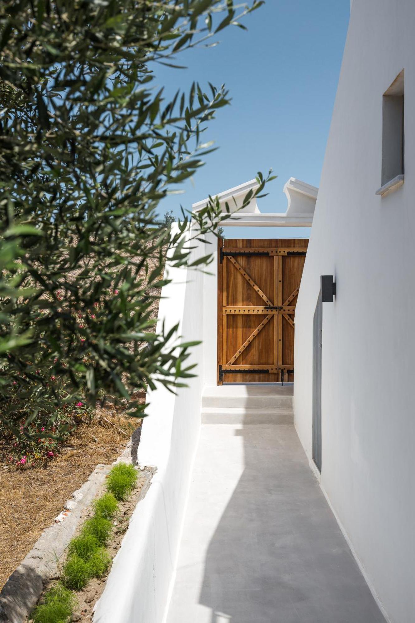 Holiday home Mavrokastro Adamantas (Milos)