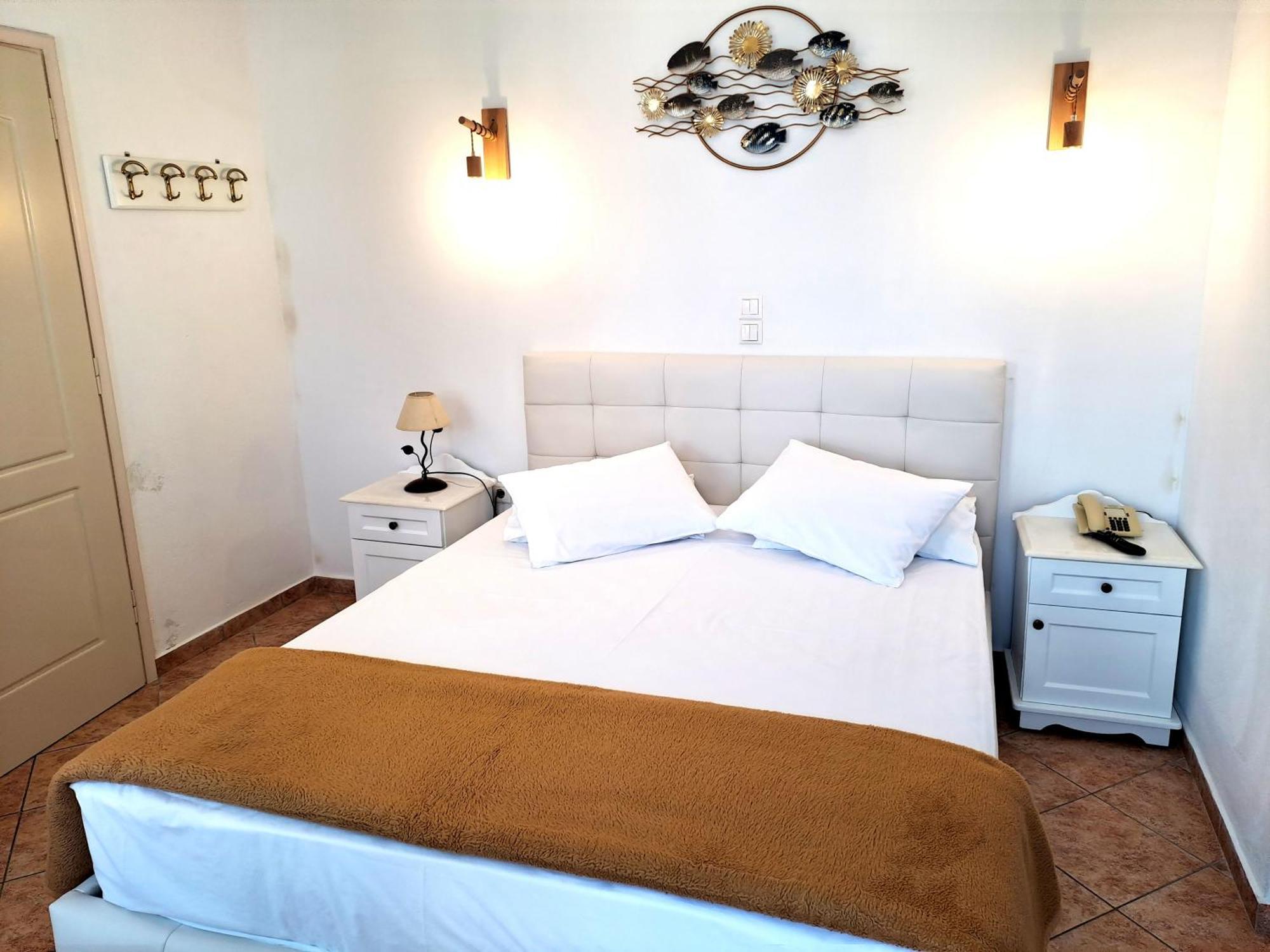 Anixis Hotel Naxos City